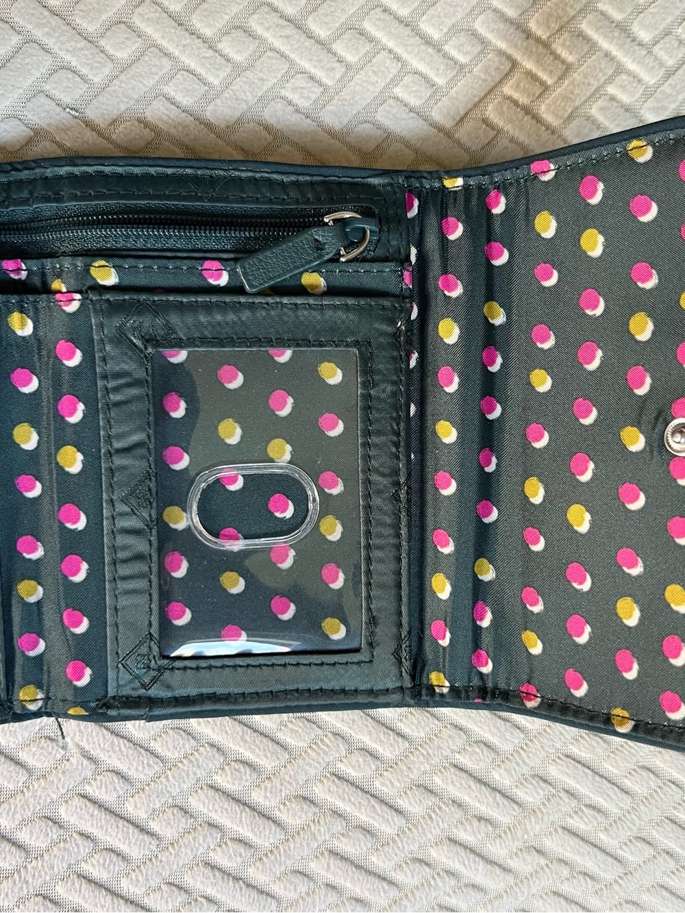 Vera Bradley trifold Floral Quilted Wallet RFID - Picture 7 of 12